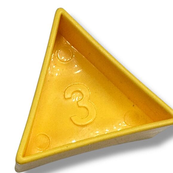 Vintage Tupperware Tuppertoys Sorter 3 Triangle Replacement Block - Picture 1 of 3
